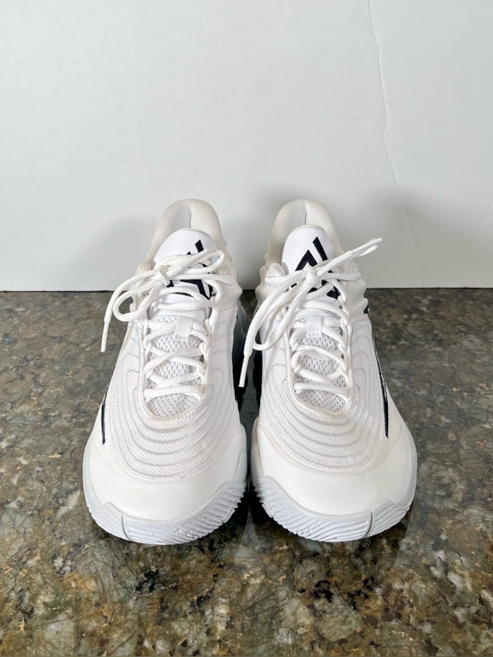 Nike Giannis Immortality 4 Mens Basketball Shoes White FQ3680-100 New Size 7.5